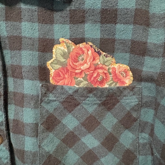 Spill The Tea Floral Flannel - Upcycled Shirt - Picture 3 of 4